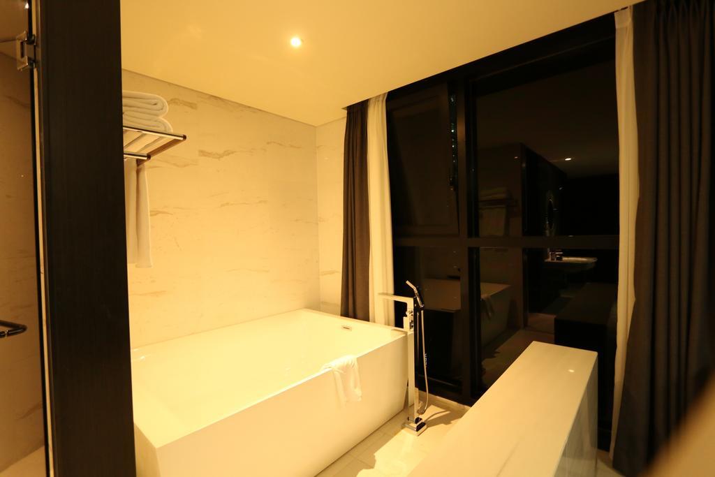 Richwell Hotel Seoul Room photo