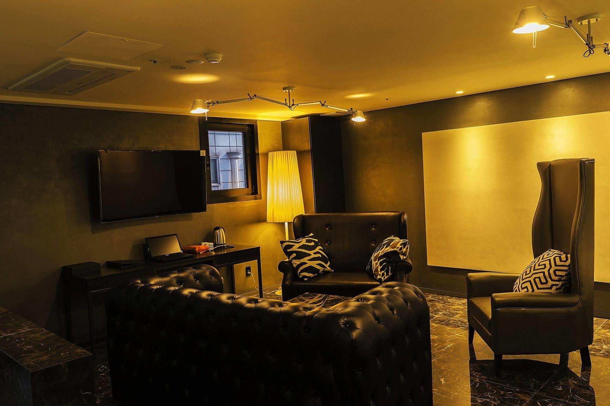 Richwell Hotel Seoul Exterior photo