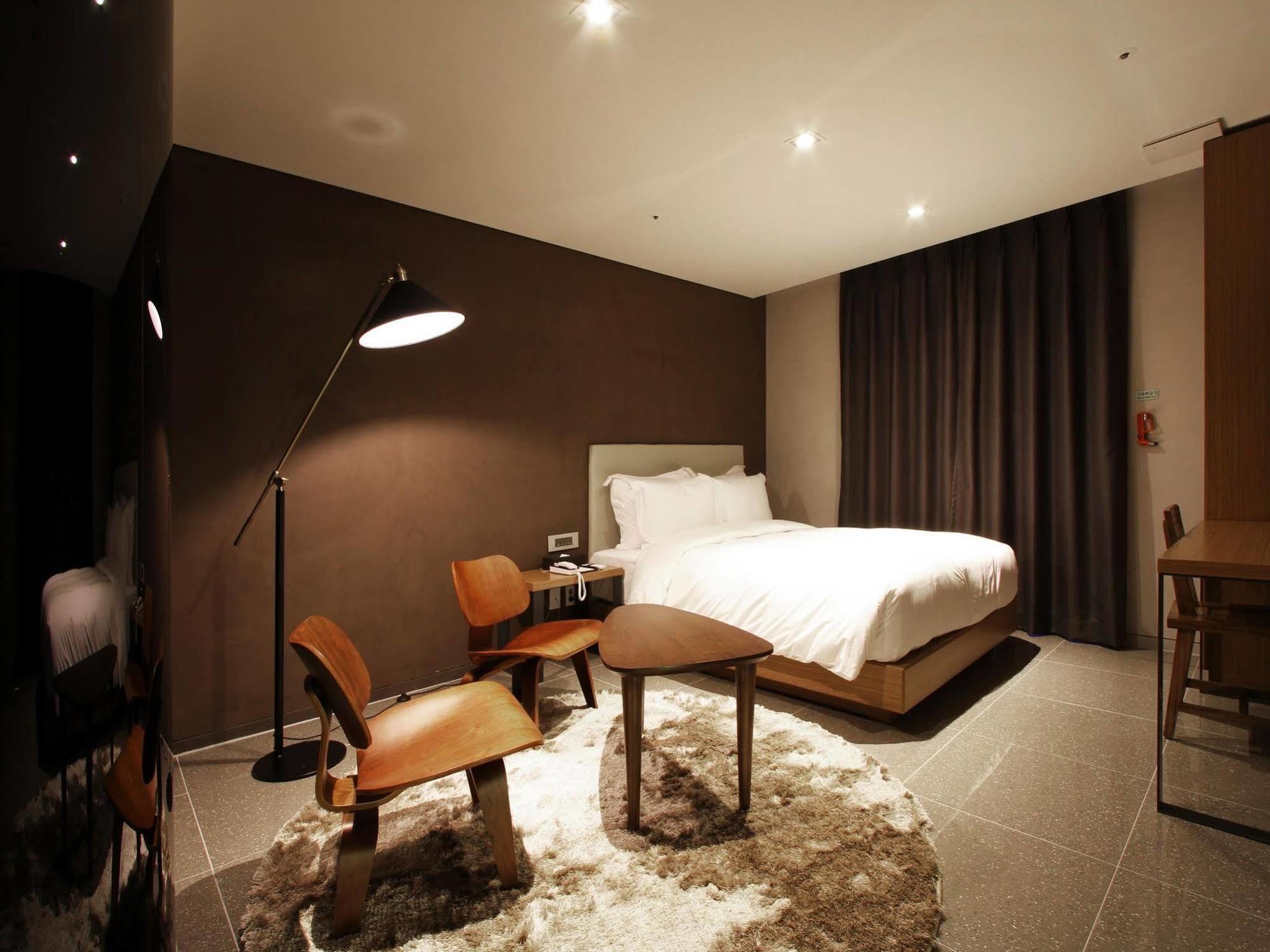 Richwell Hotel Seoul Exterior photo